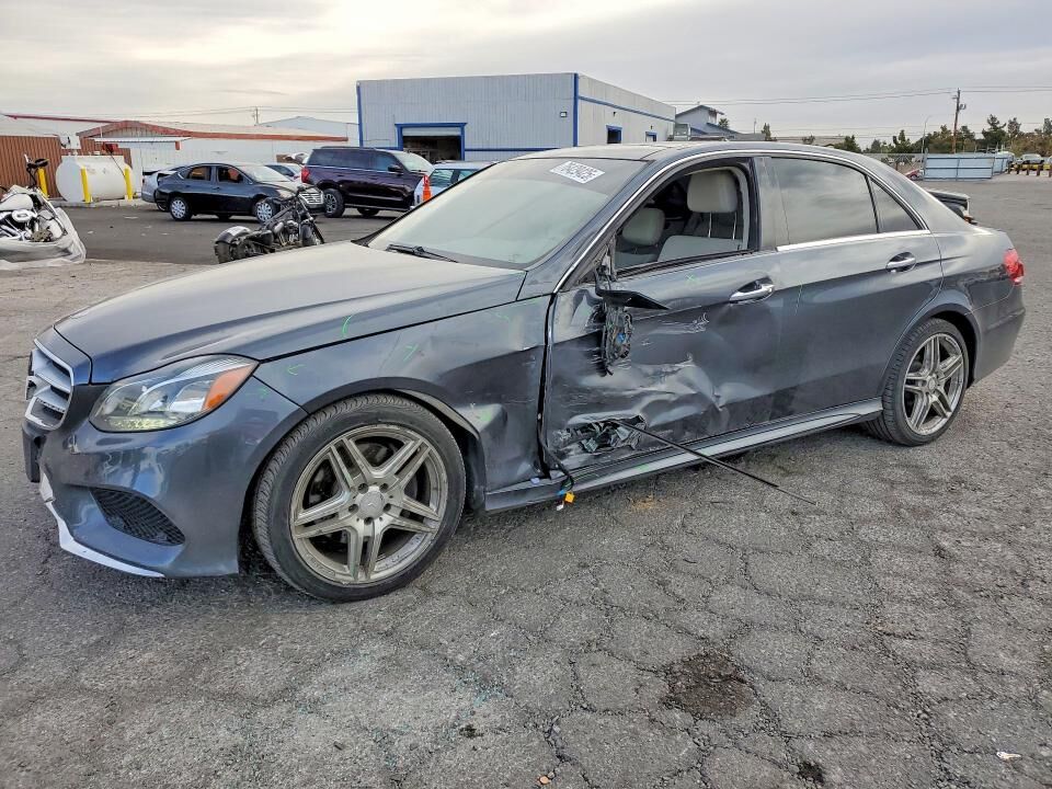 2014 MERCEDES-BENZ E-Class