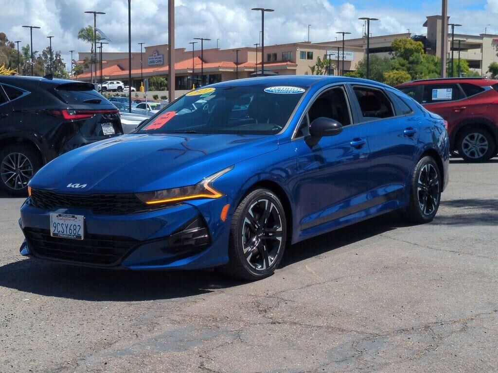 2022 KIA K5