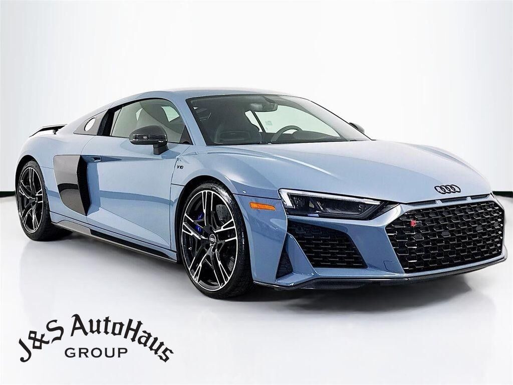 2021 AUDI R8