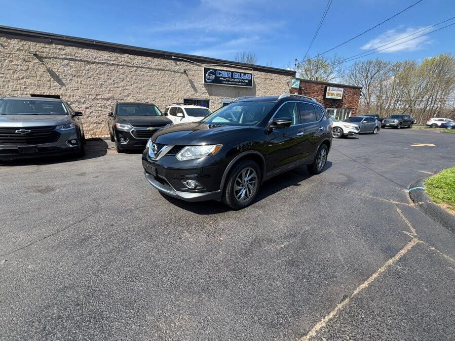 2015 NISSAN Rogue