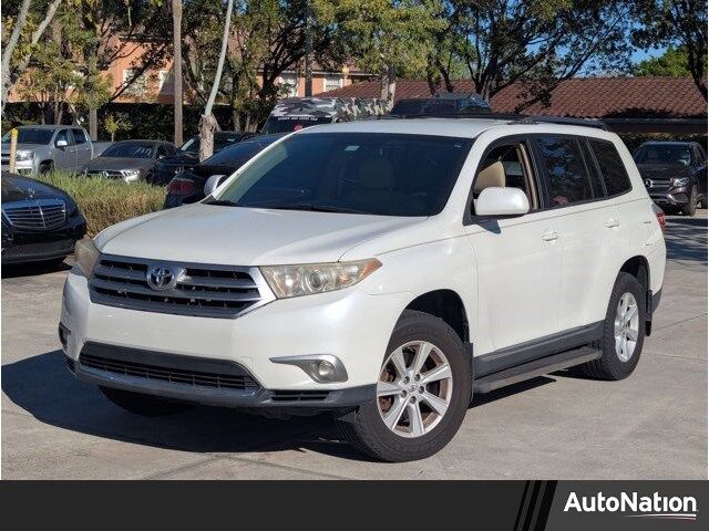 2013 TOYOTA Highlander