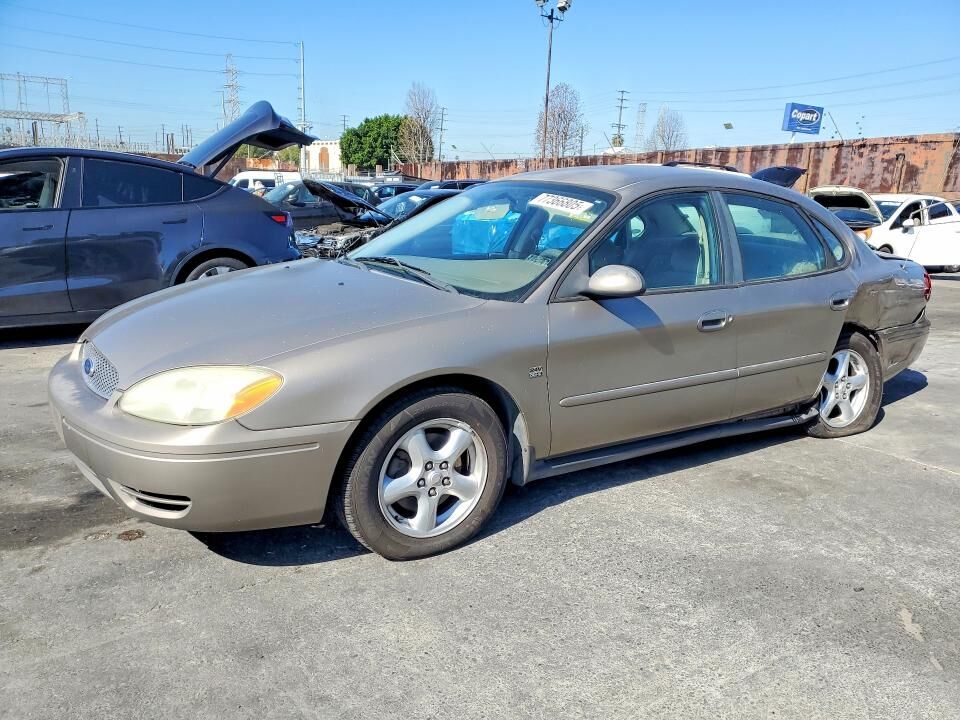 2004 FORD Taurus