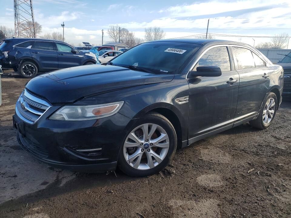 2010 FORD Taurus