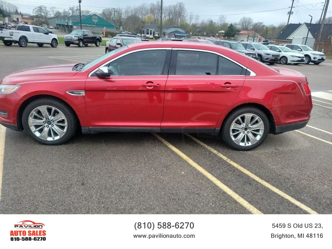 2010 FORD Taurus