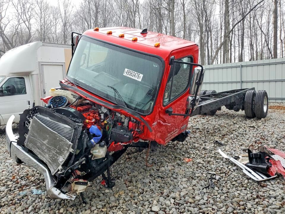2025 FREIGHTLINER M2