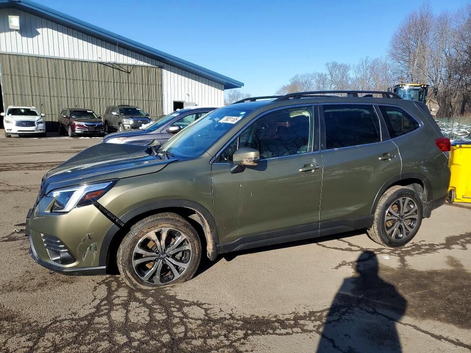 2024 SUBARU Forester