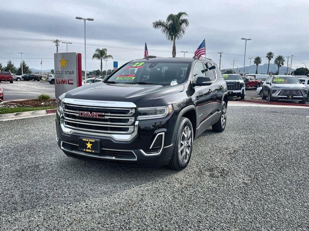 2023 GMC Acadia