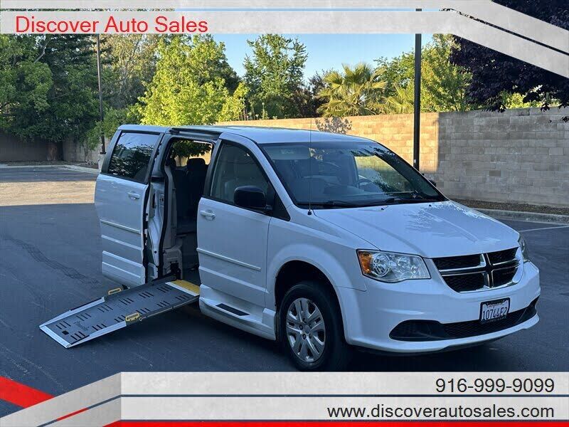 2016 DODGE Grand Caravan