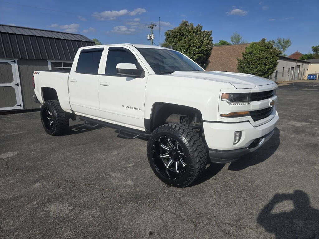 2018 CHEVROLET Silverado