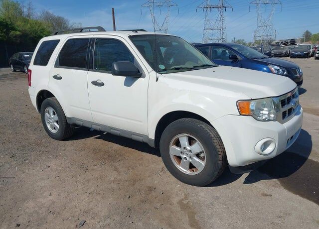 2009 FORD Escape