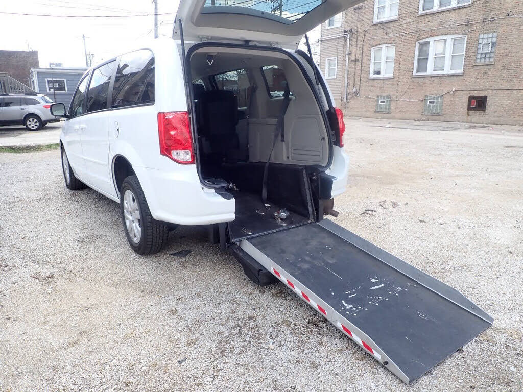 2015 DODGE Grand Caravan