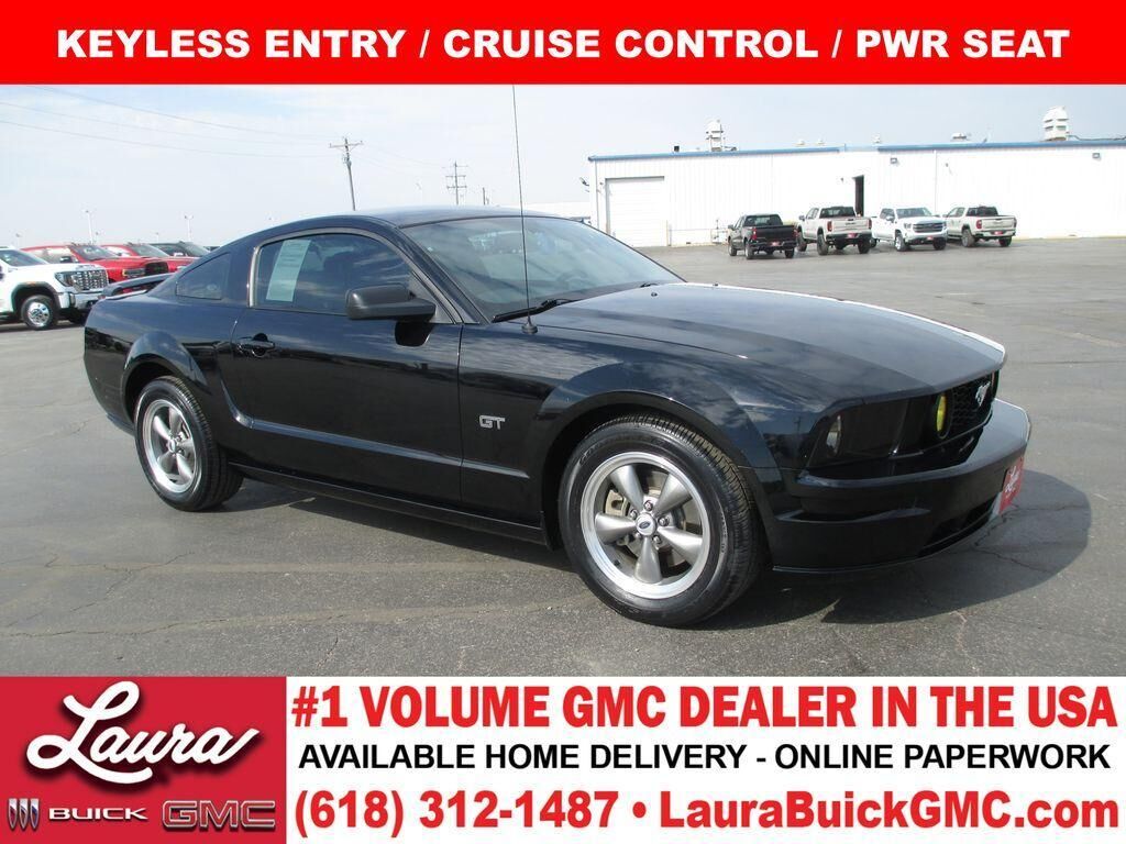 2005 FORD Mustang