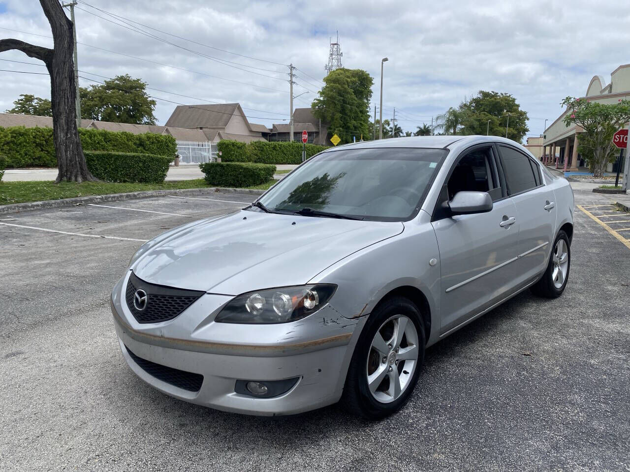 2004 MAZDA Mazda3