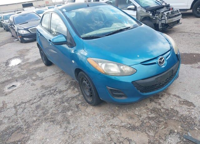 2012 MAZDA Mazda2