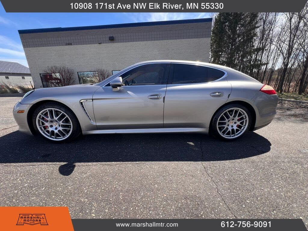 2012 PORSCHE Panamera