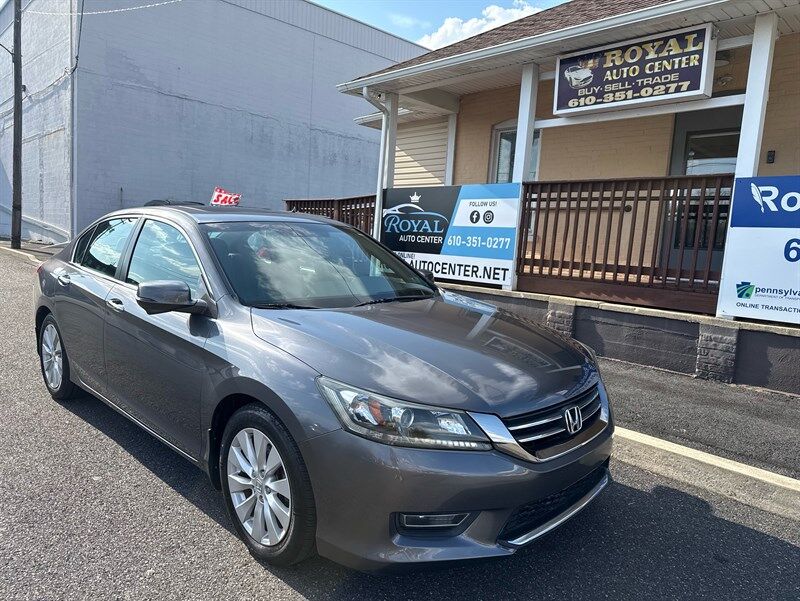 2013 HONDA Accord