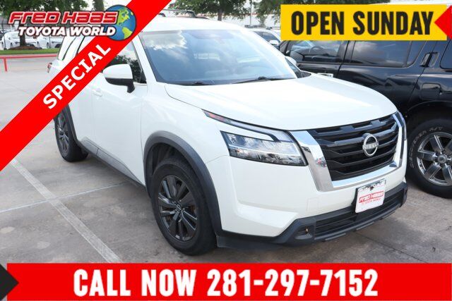 2022 NISSAN Pathfinder