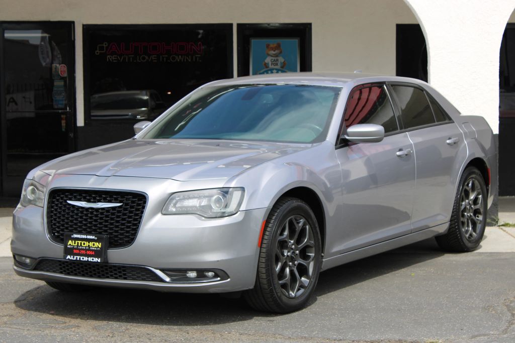 2018 CHRYSLER 300