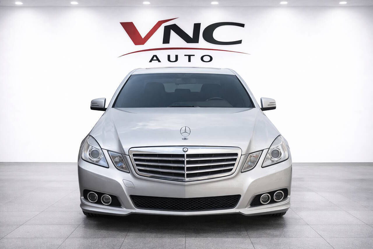 2011 MERCEDES-BENZ E-Class