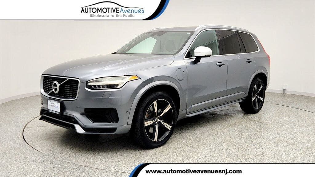 2017 VOLVO XC90