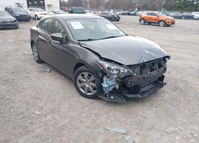 2015 MAZDA Mazda3