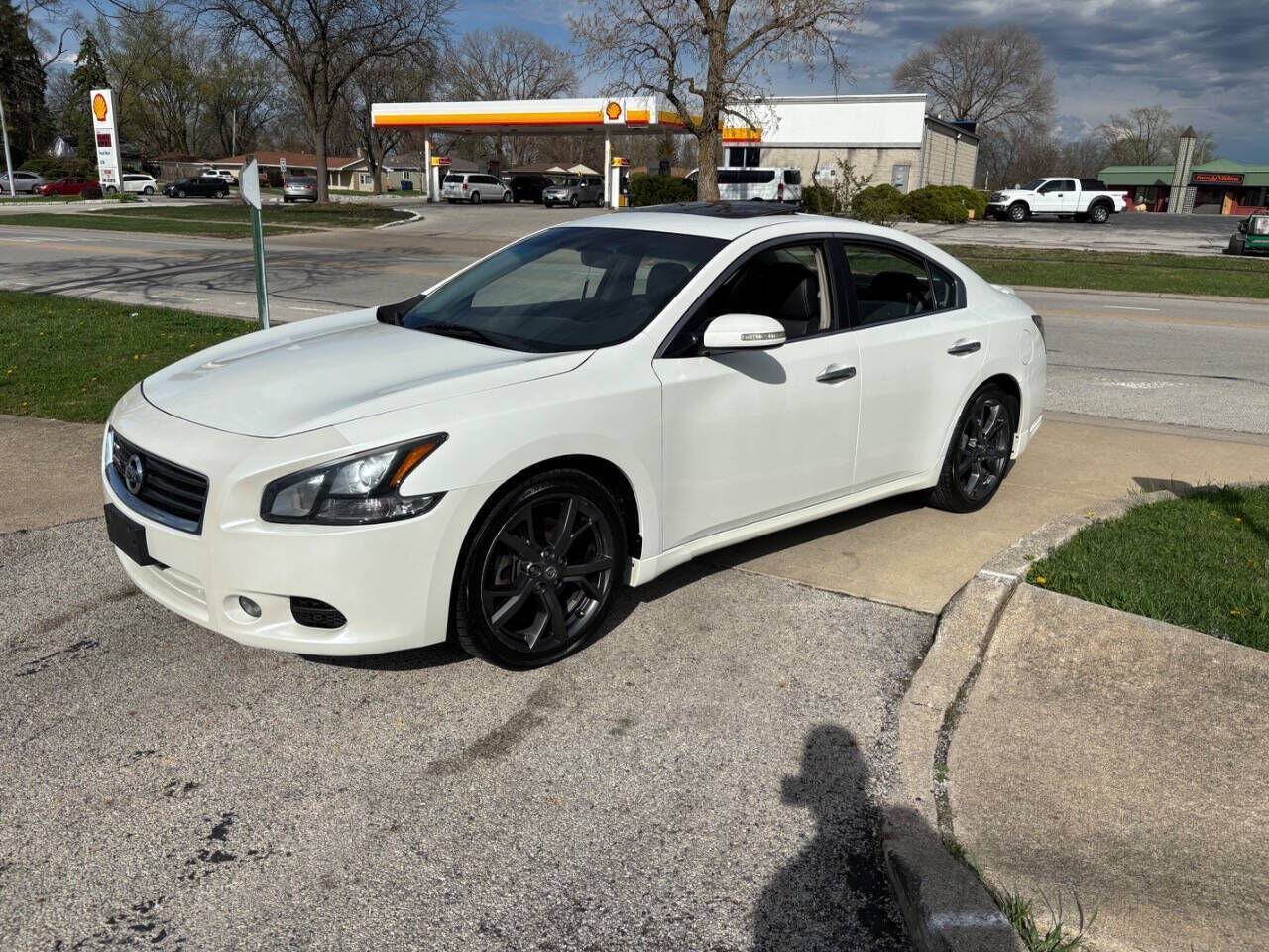 2012 NISSAN Maxima