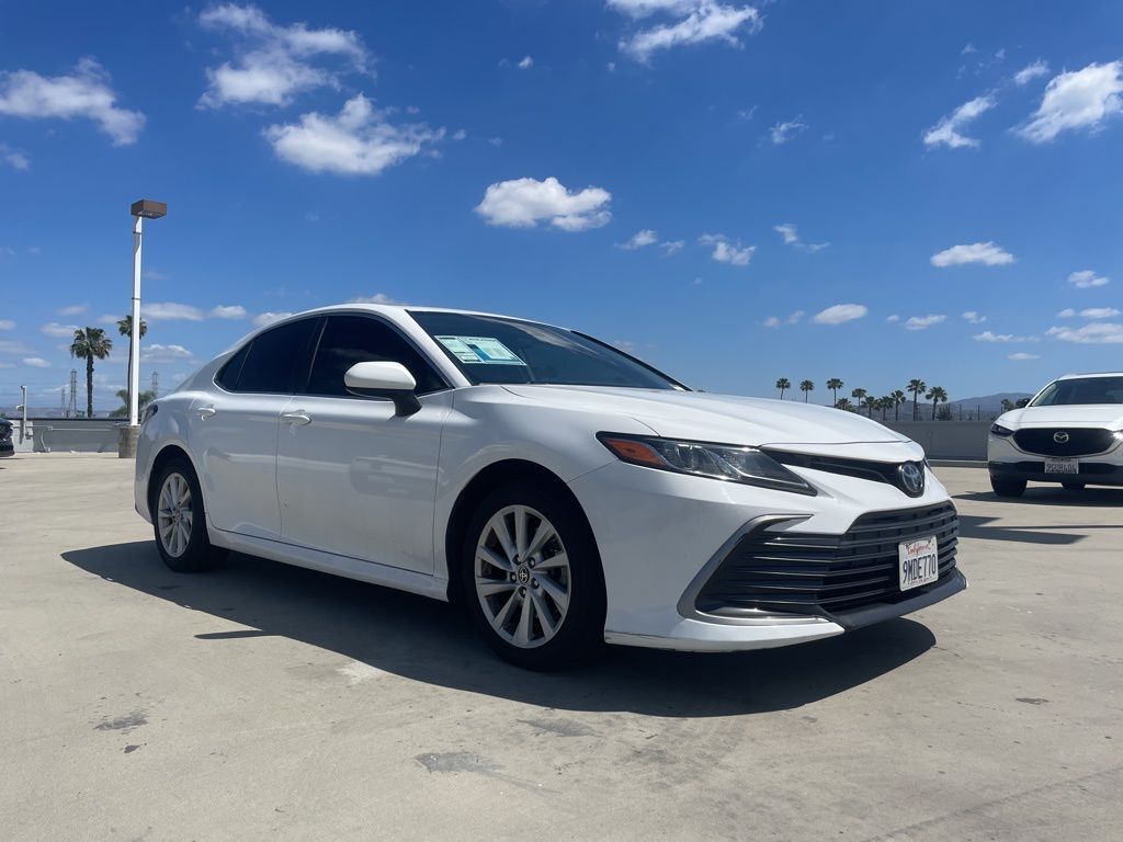 2022 TOYOTA Camry
