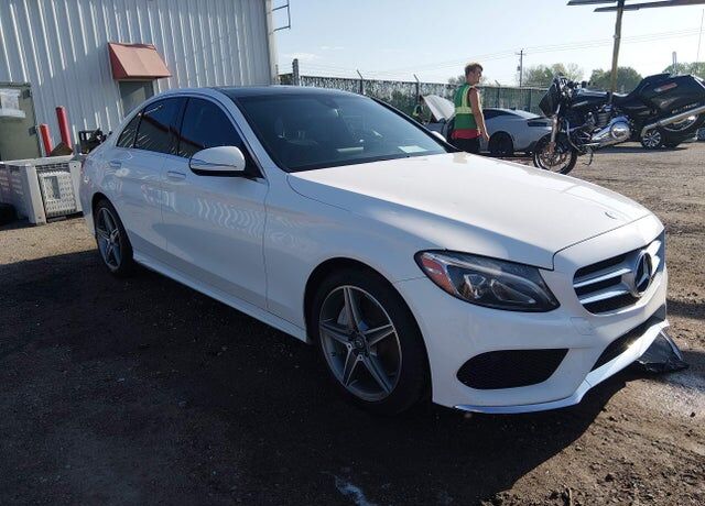 2015 MERCEDES-BENZ C-Class