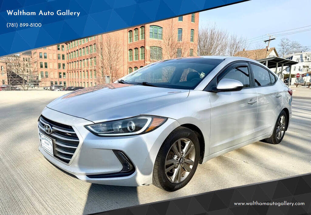 2018 HYUNDAI Elantra