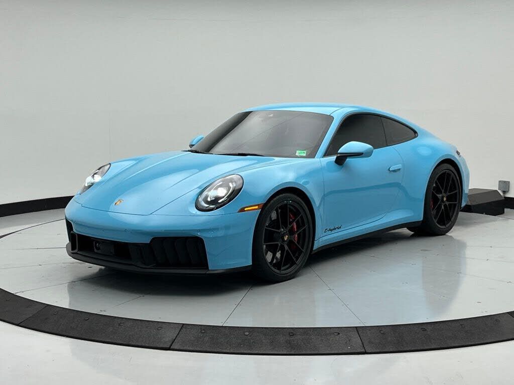 2025 PORSCHE 911