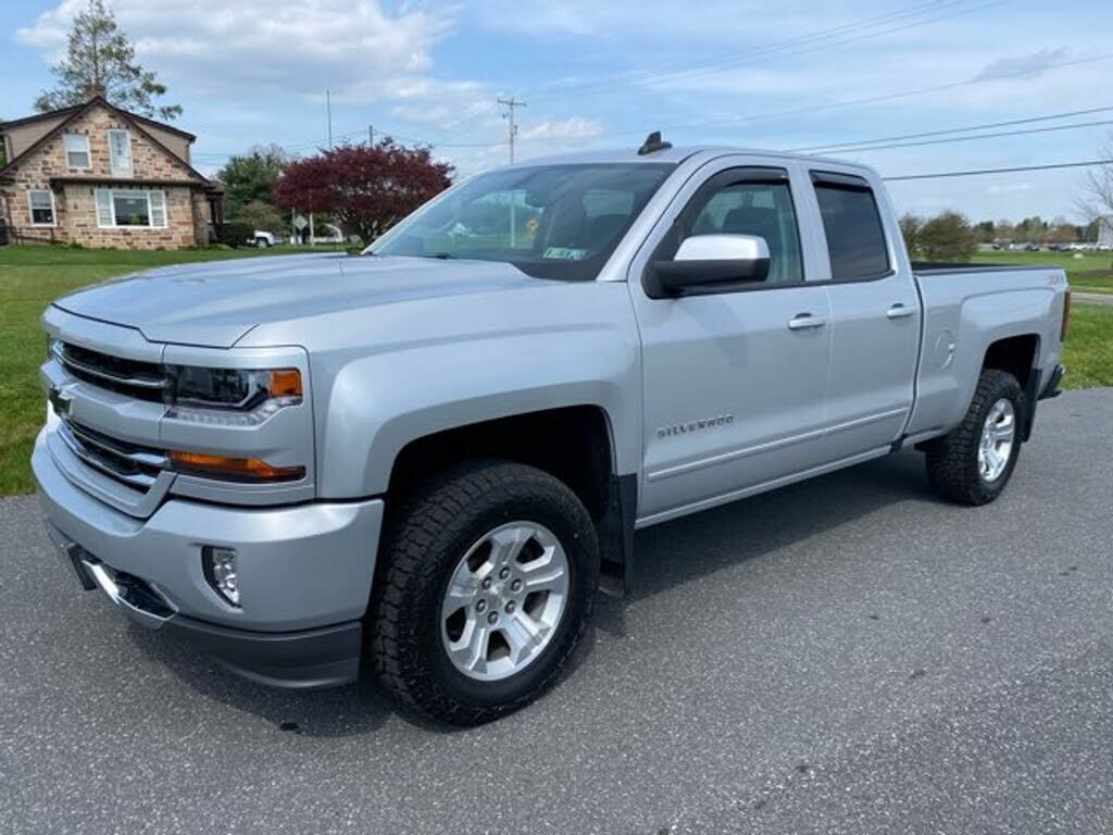 2017 CHEVROLET Silverado