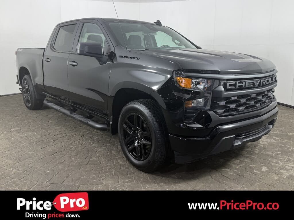 2024 CHEVROLET Silverado