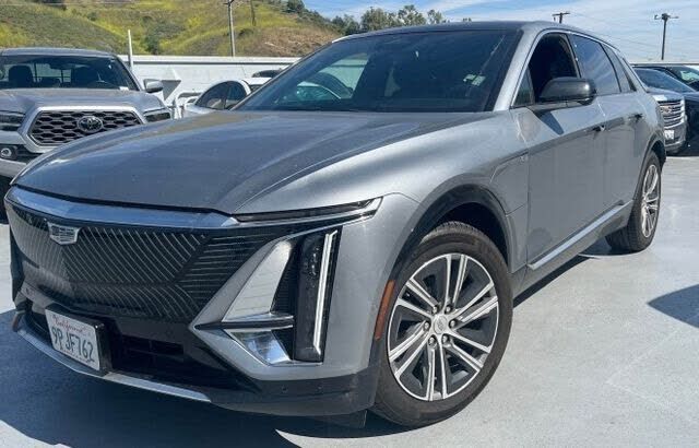 2024 CADILLAC Lyriq
