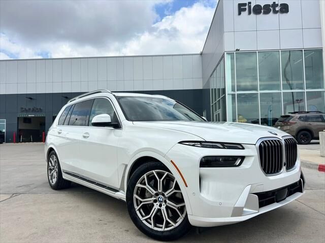 2025 BMW X7