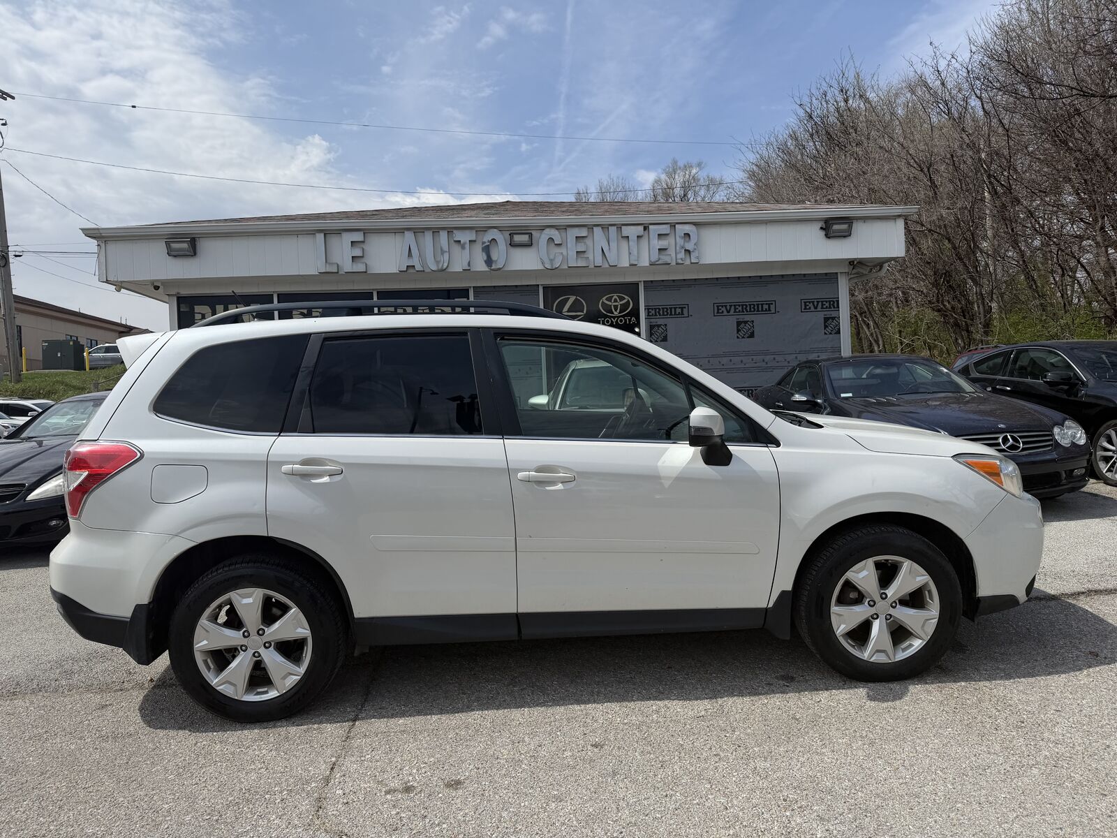 2014 SUBARU Forester