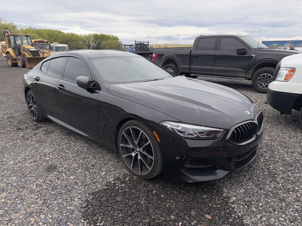 2021 BMW M8