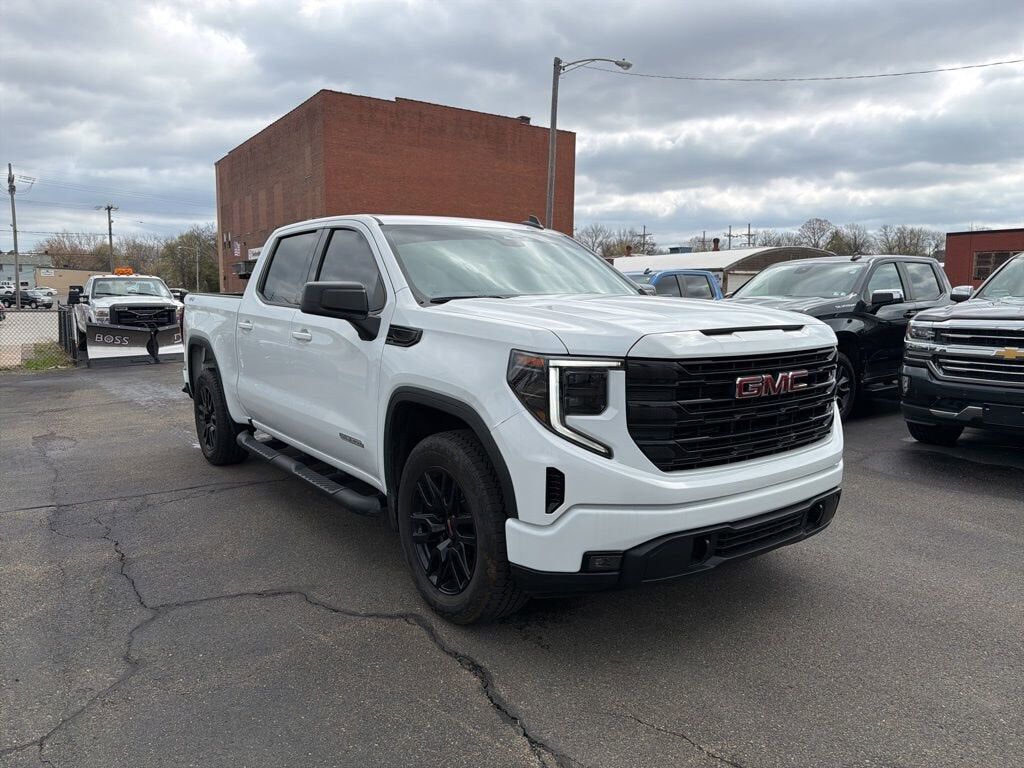 2024 GMC Sierra