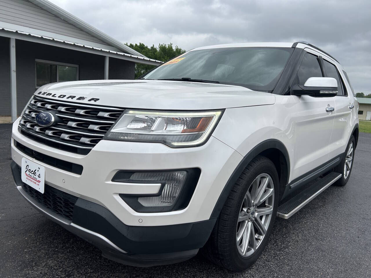 2017 FORD Explorer