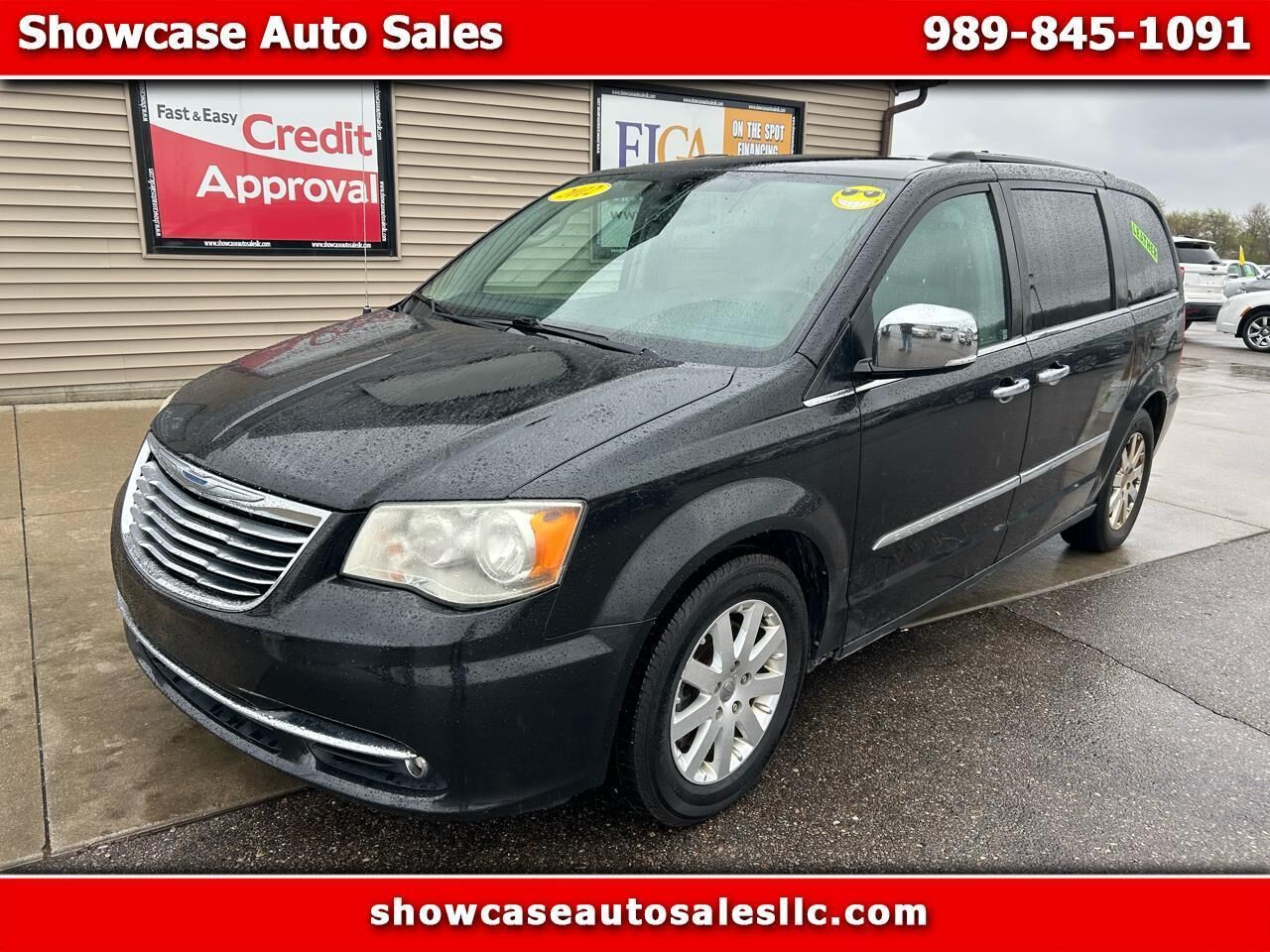 2012 CHRYSLER Town and Country