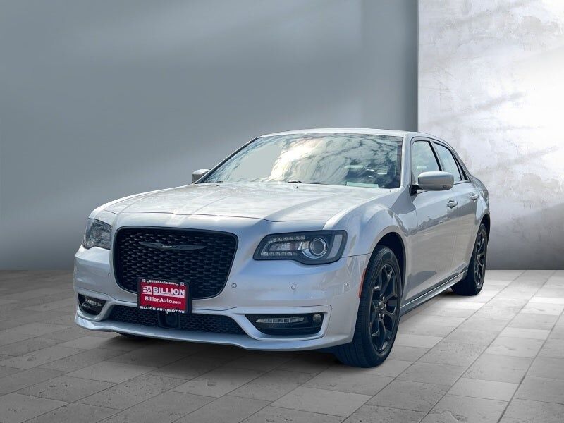 2022 CHRYSLER 300