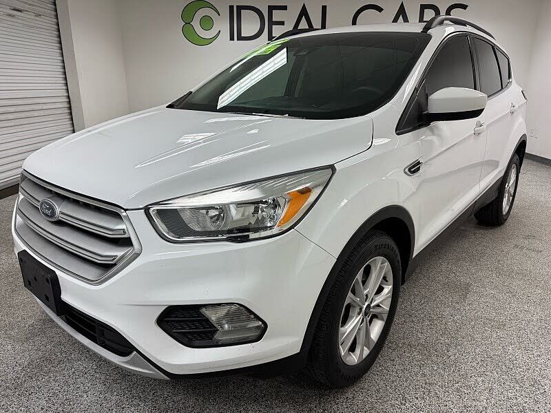2018 FORD Escape