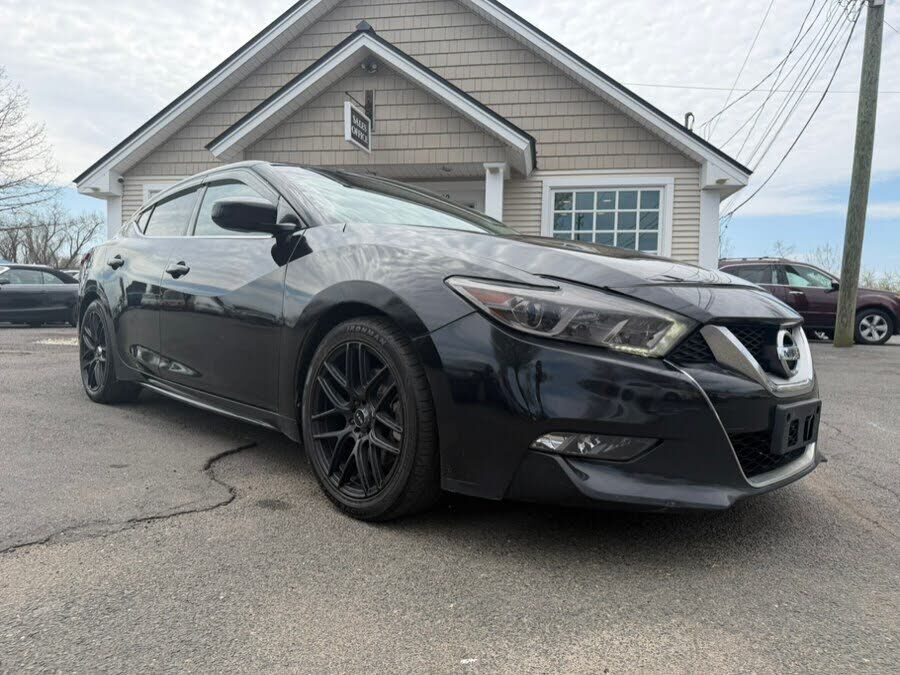 2016 NISSAN Maxima