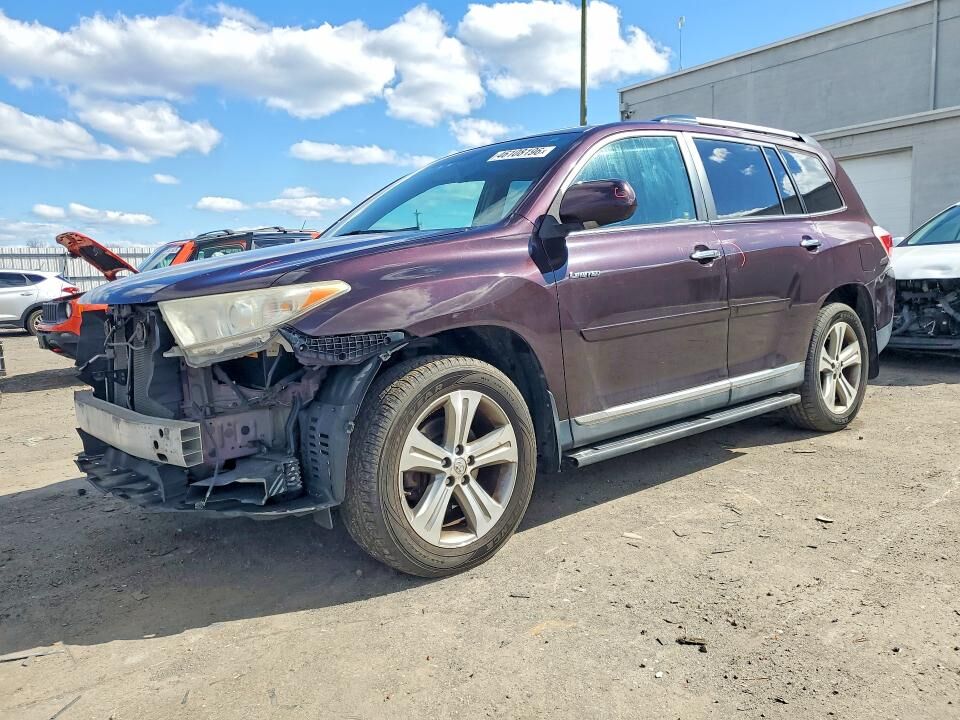 2011 TOYOTA Highlander