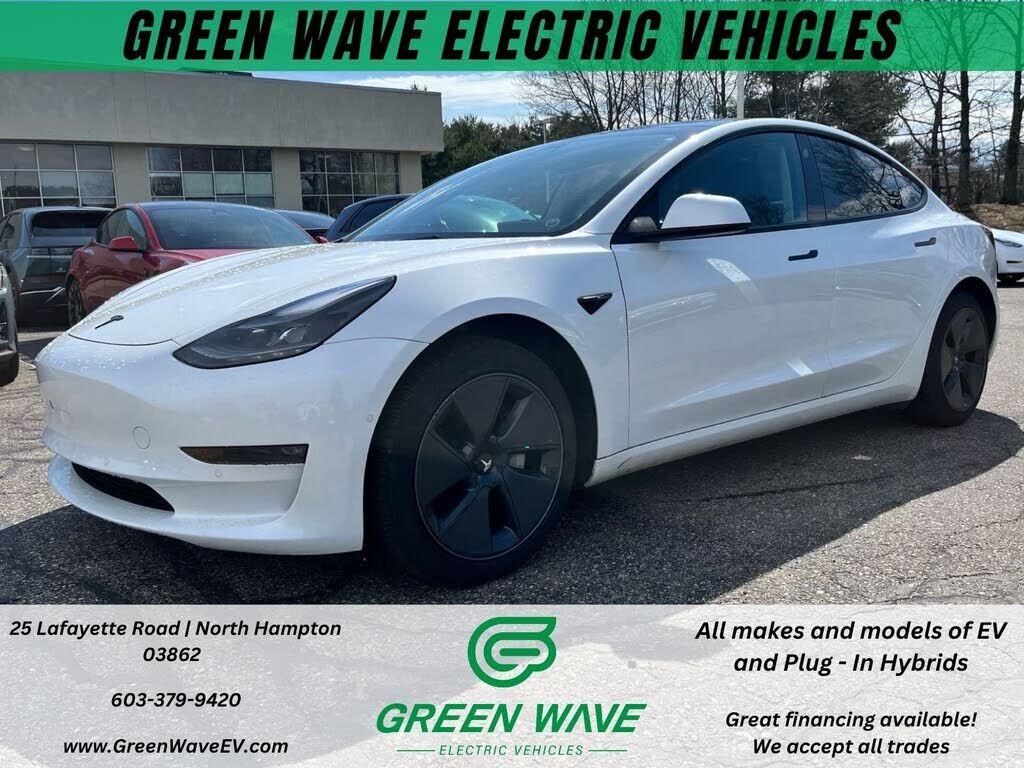 2022 TESLA Model 3