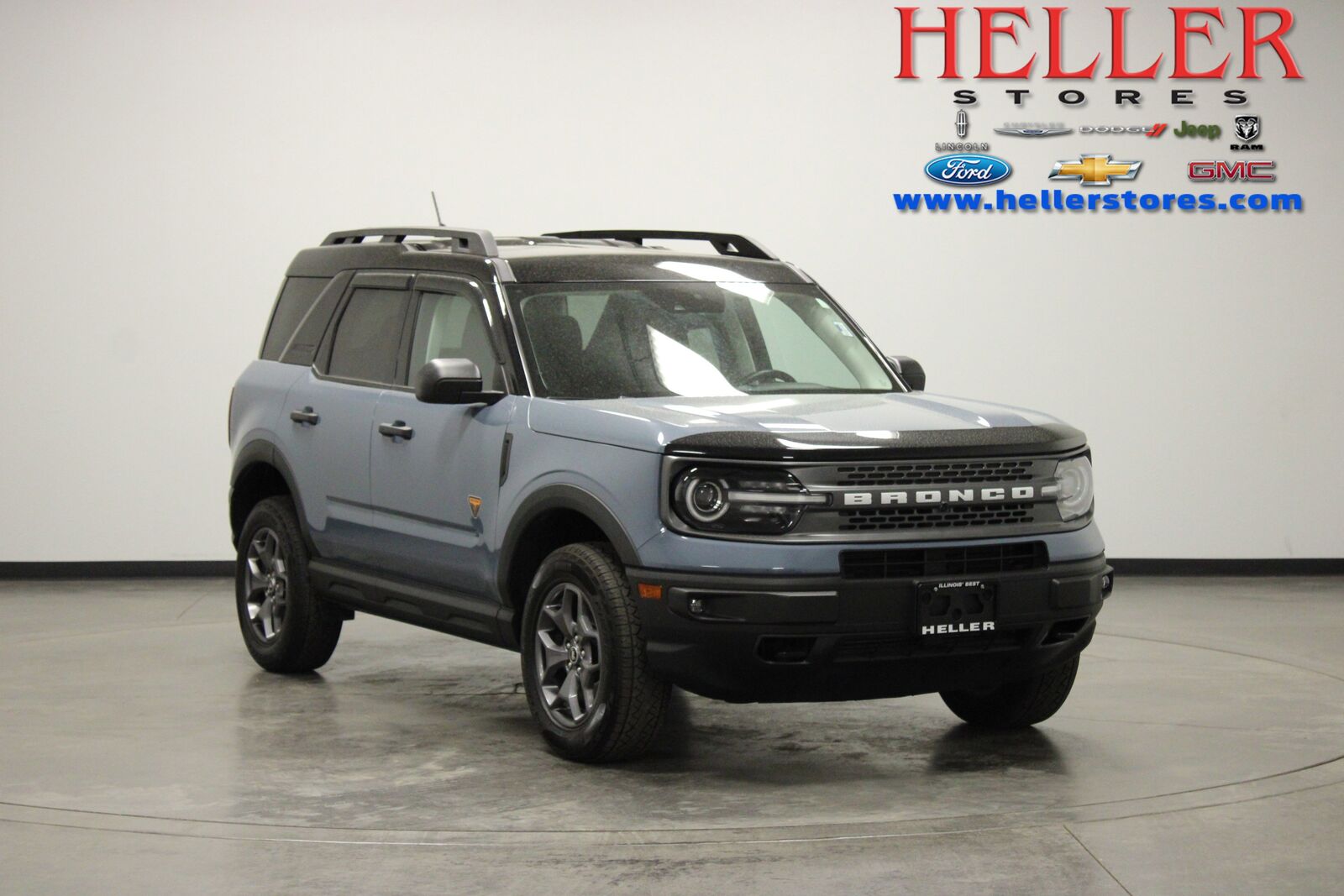 2024 FORD Bronco