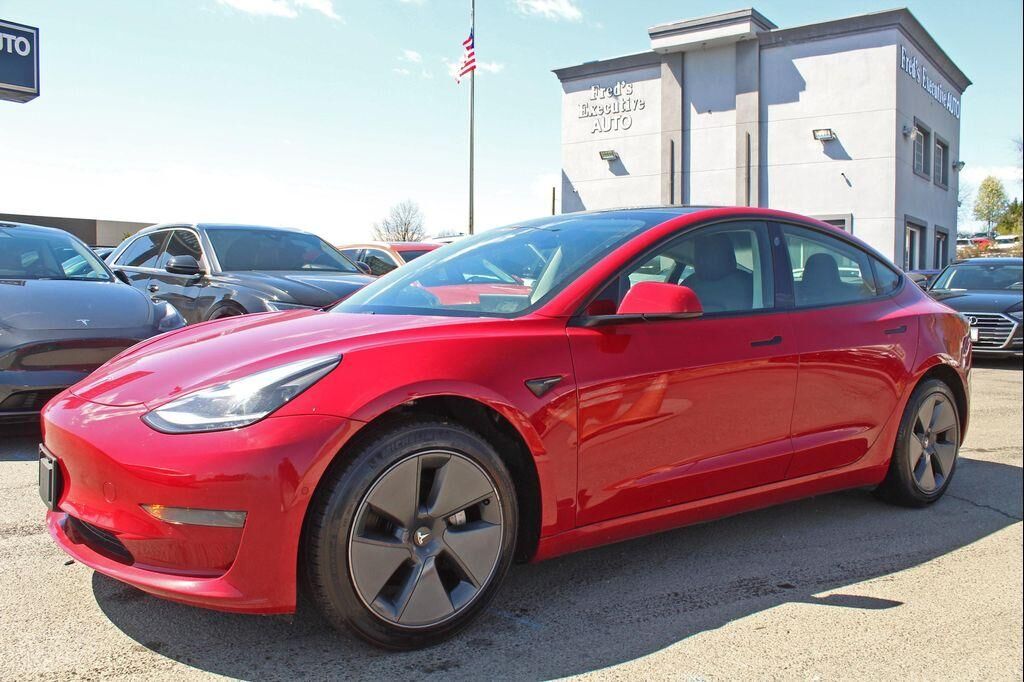 2021 TESLA Model 3