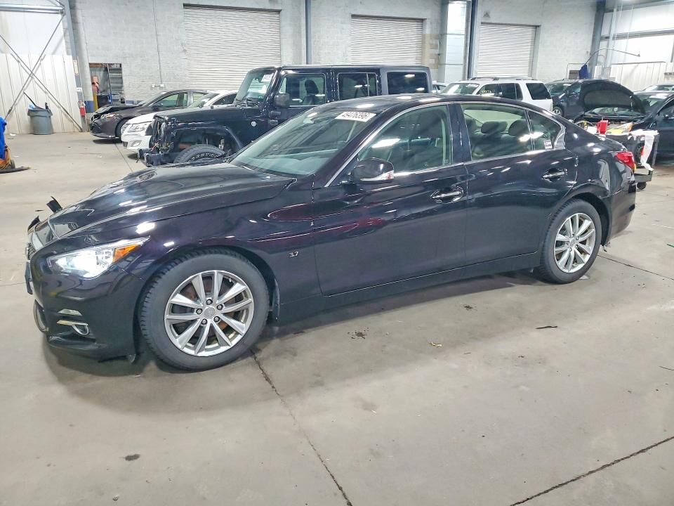 2014 INFINITI Q50