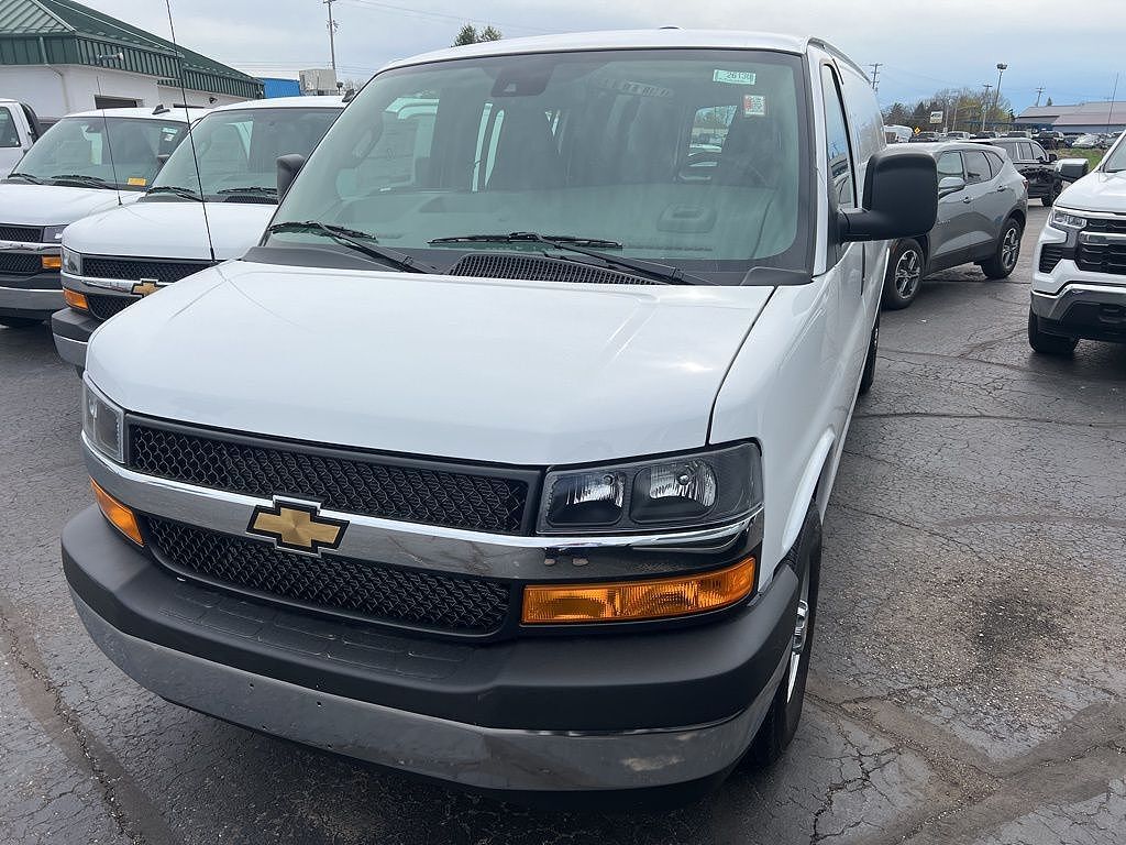 2026 CHEVROLET Express