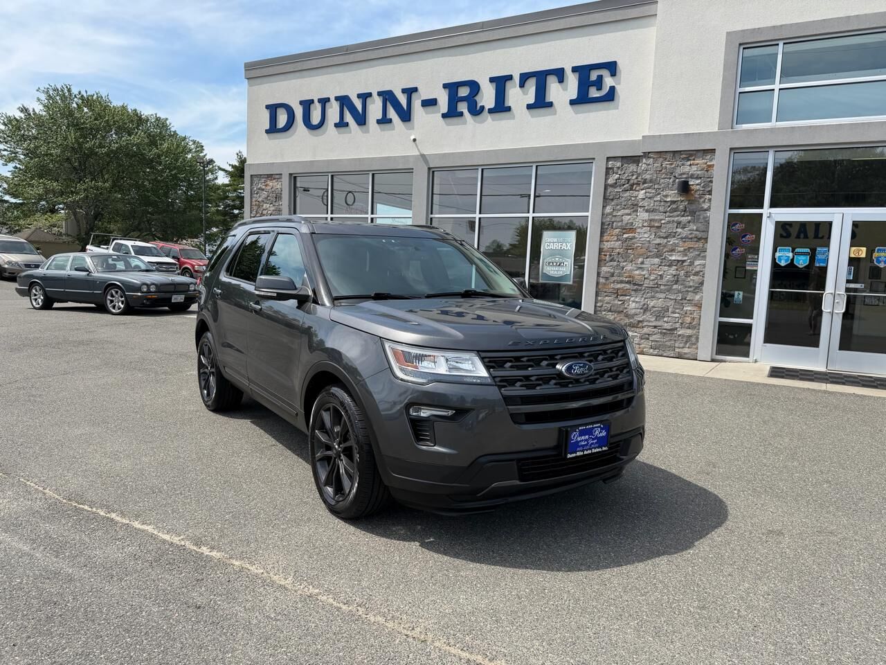 2019 FORD Explorer