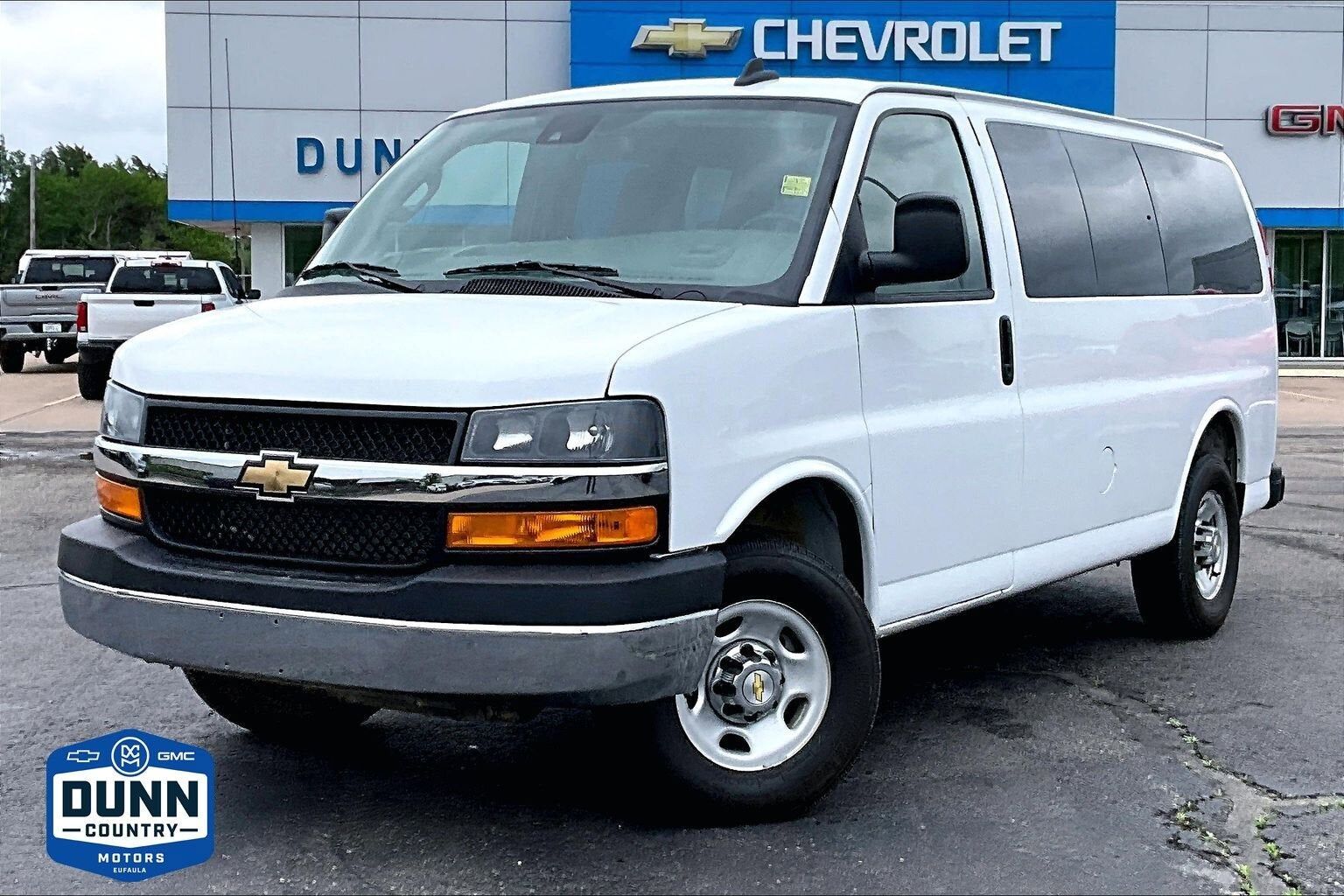 2025 CHEVROLET Express